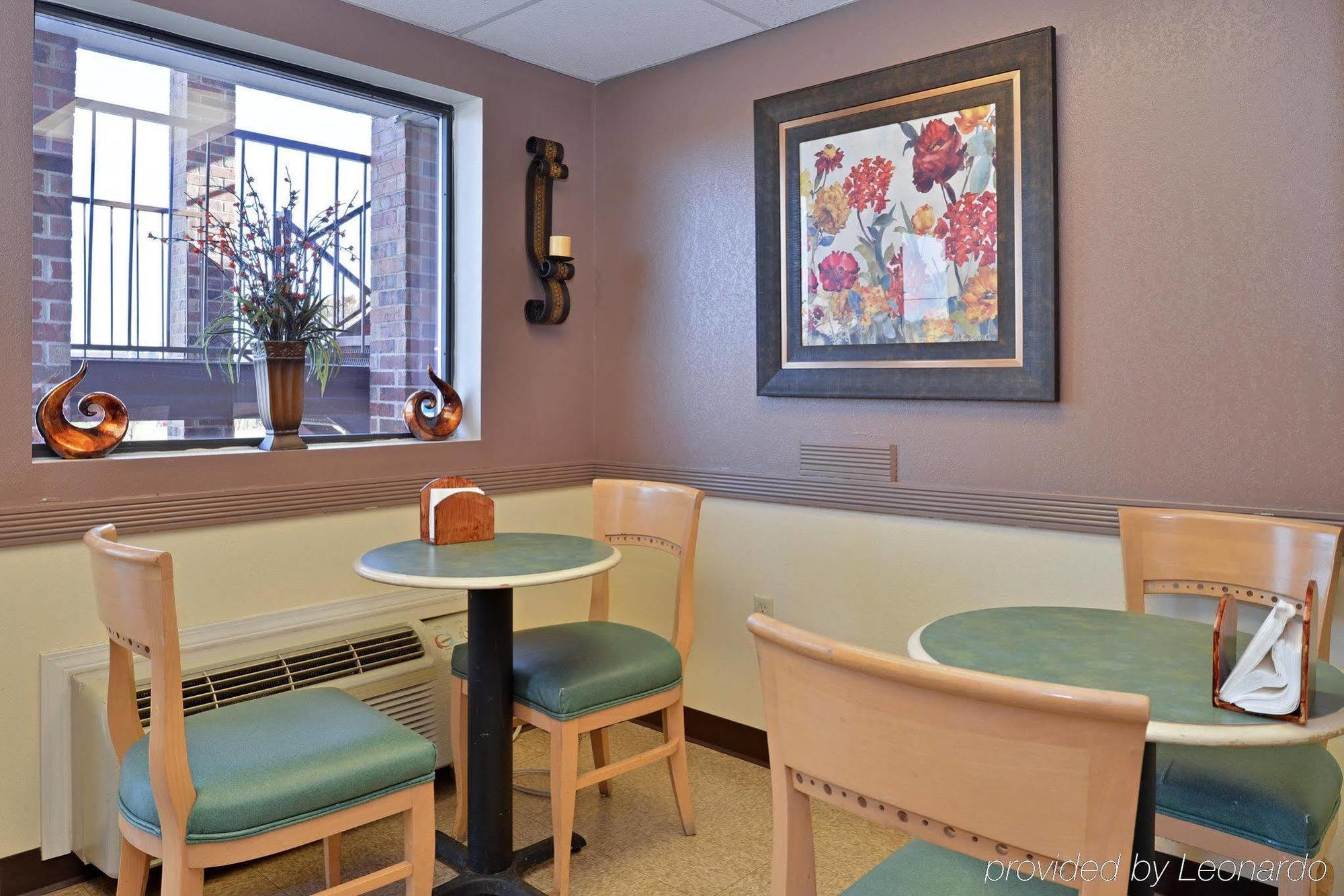 Americas Best Value Inn Ozark Exterior photo